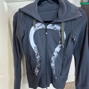Lululemon jacket, size 4, collar and hood